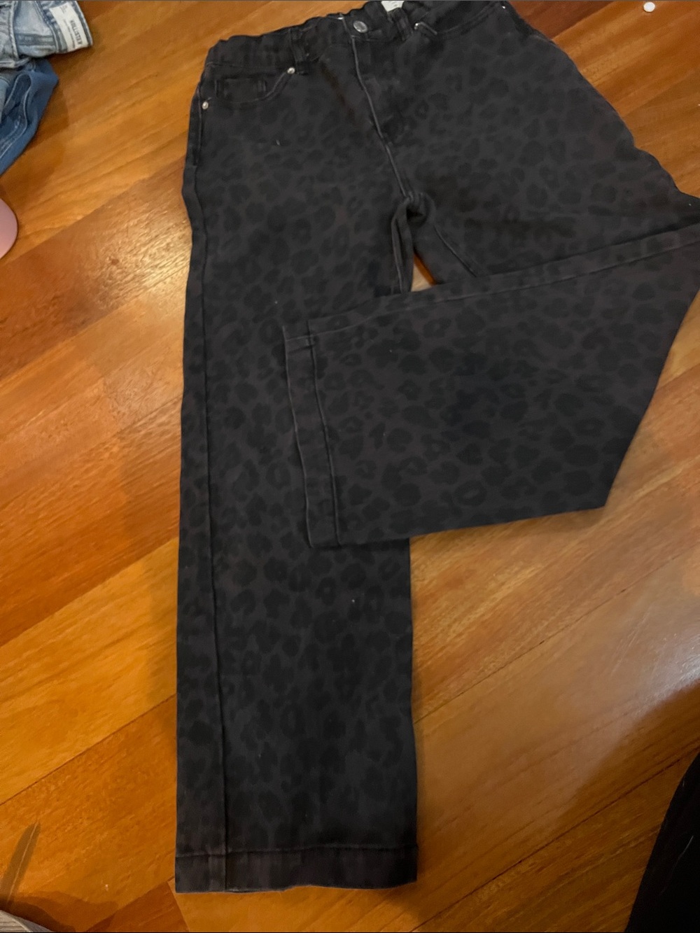 PacSun leopard print jeans low rise